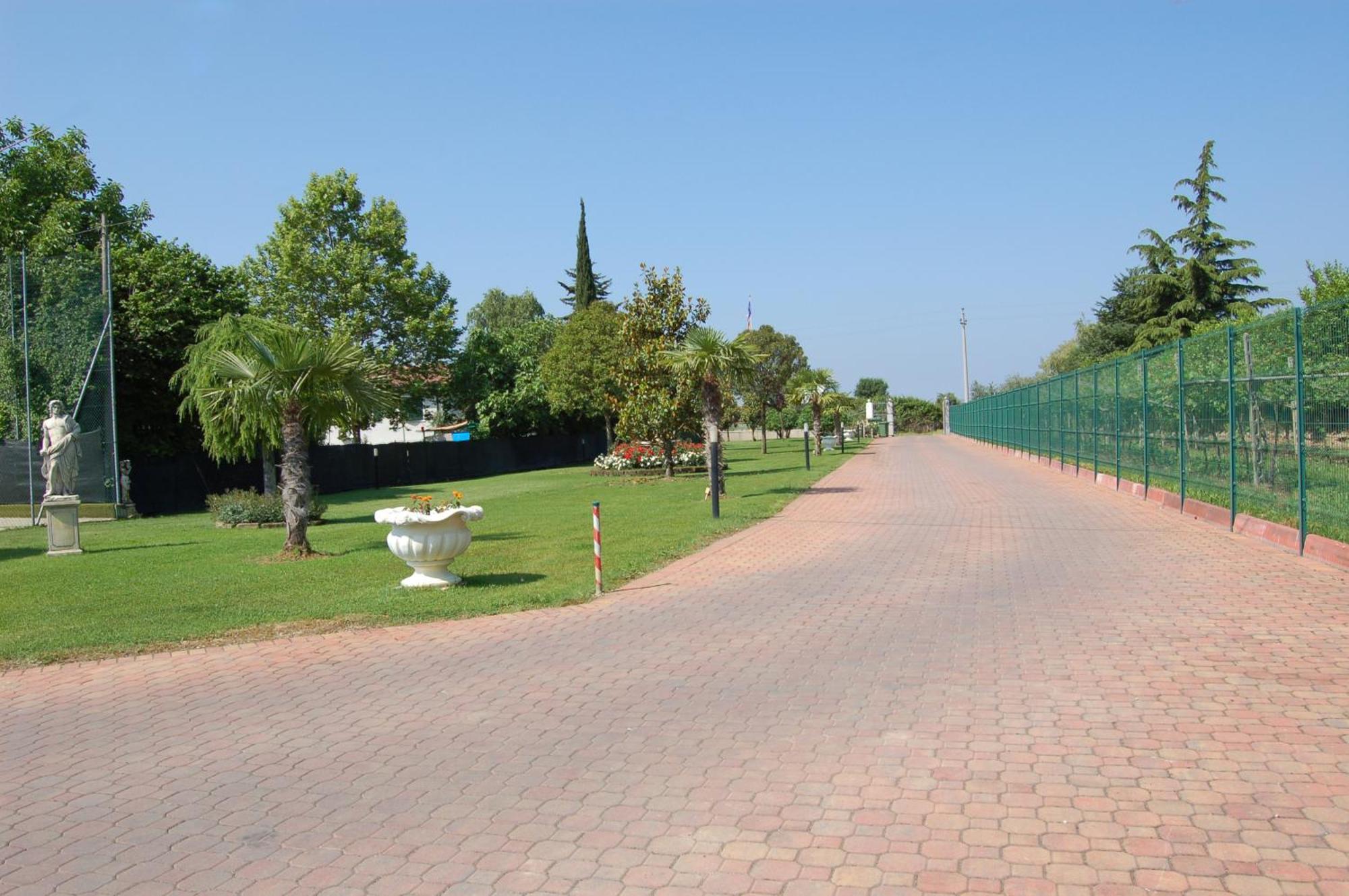 Residence La Margherita Lazise Exteriér fotografie